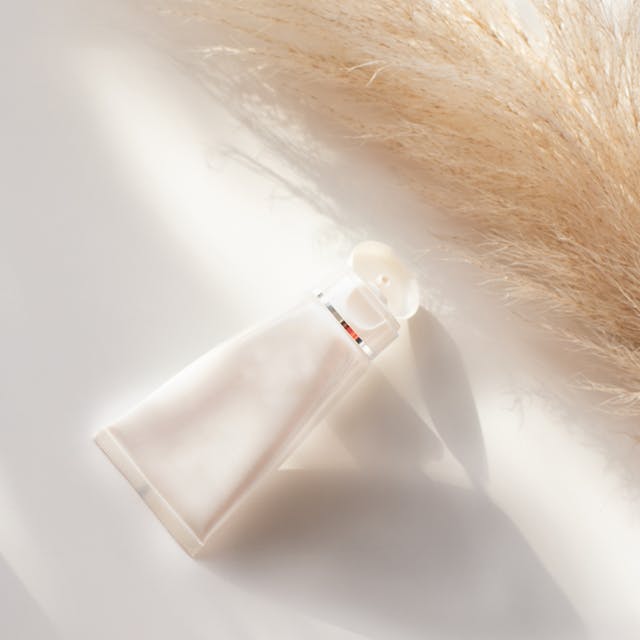 Neck & Décolleté Firming Sérum